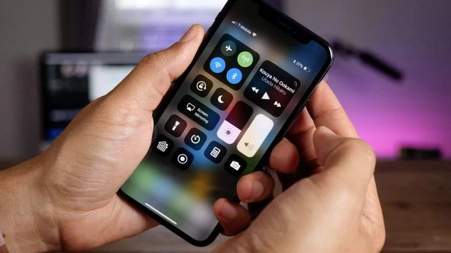 方城苹果手机维修分享iPhone 12信号差怎么办 